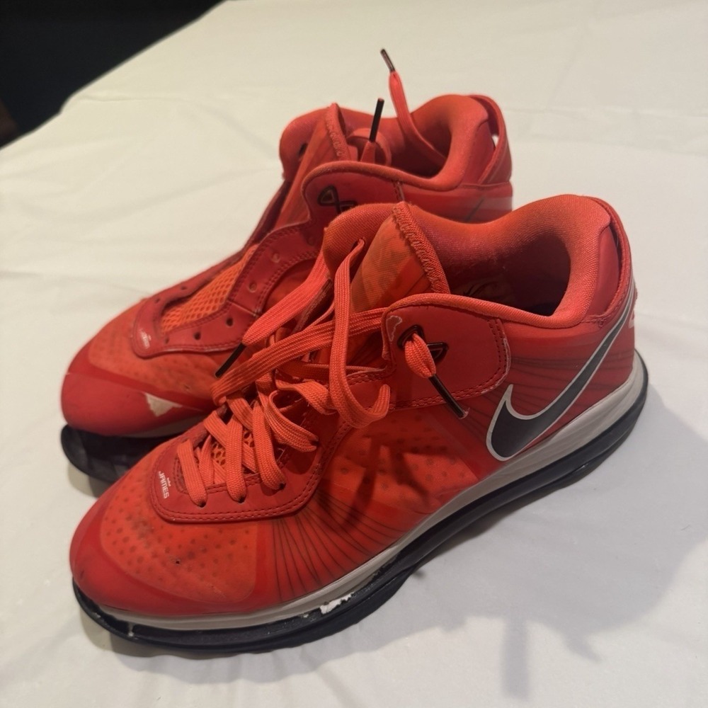 Nike LeBron 8 V2 Solar Red Men's Size 11 Mid Top Basketball Sneakers 456849